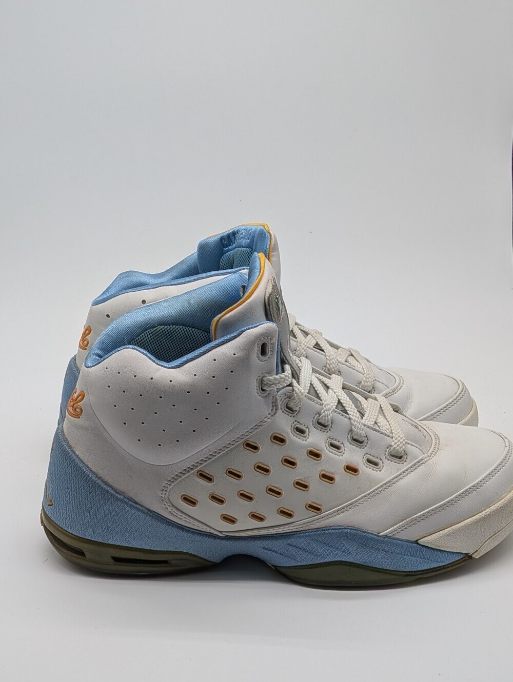 Jordan Melo 5.5 White University Blue Basketball Shoes Men's Size 10